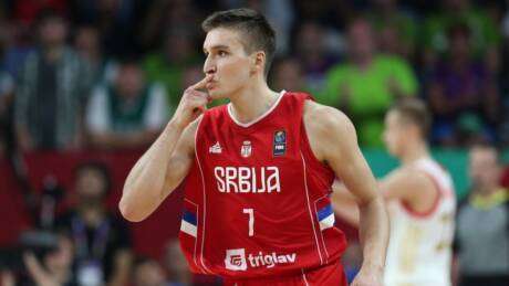 Bogdanovic prend feu pour la Serbie