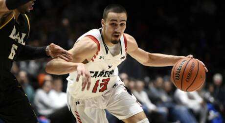 Carleton au sommet du basketball canadien