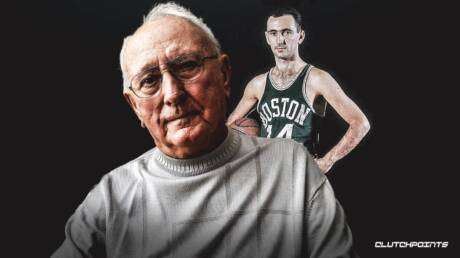 Bob Cousy reçoit la Médaille Présidentielle de la Liberté