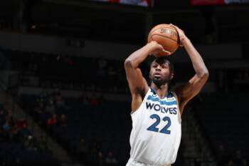 Wiggins franchit la barre des 8 000 points