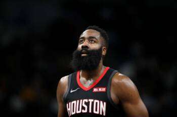 Harden continue d'enflammer les parquets