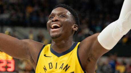 Les Bucks discutent de Victor Oladipo