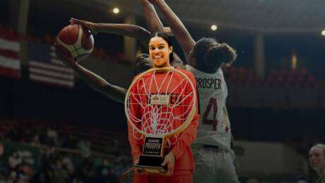 Cassandre Prosper nommée Joueuse de l’année aux matchs BioSteel All-Canadian