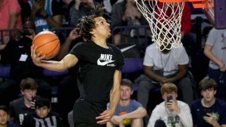 Cole Anthony est engagé au concours de dunk