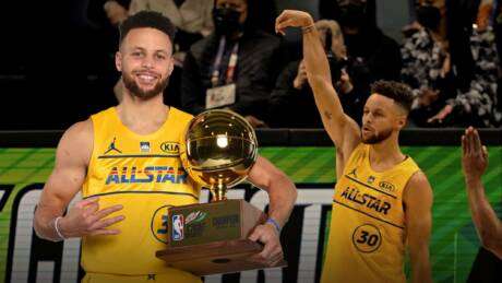 Concours de 3 points : Stephen Curry reste indécis