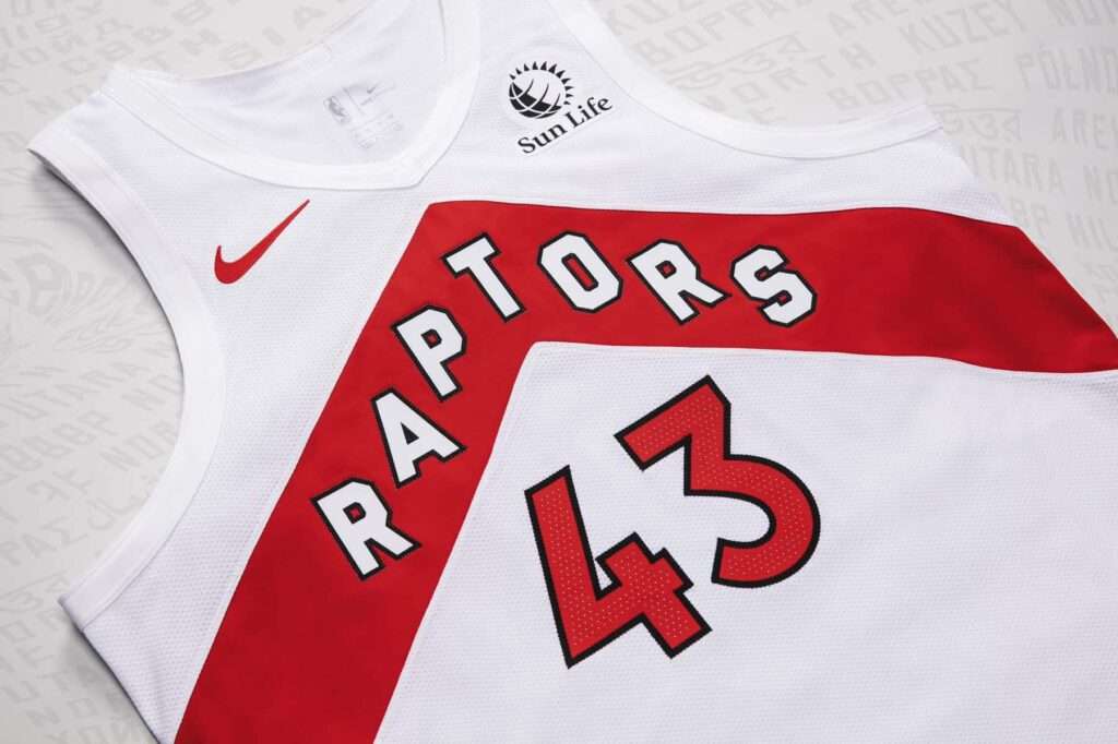 alleyoop360.com-les-raptors-revelent-trois-nouveaux-uniformes-2020-10-15_08-46-27_507717