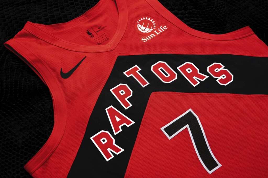 alleyoop360.com-les-raptors-revelent-trois-nouveaux-uniformes-2020-10-15_08-47-09_891454