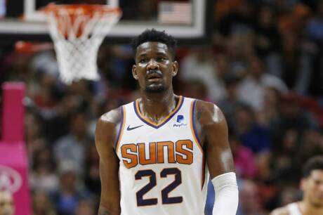 Les Suns de Phoenix sont affamés en vue de la prochaine selon DeAndre Ayton