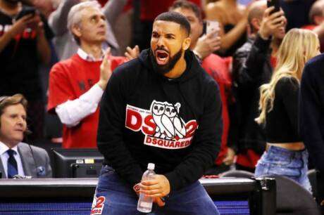 Mike Budenholzer dérangé par la présence de Drake dans la série Bucks - Raptors