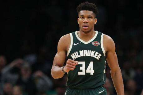 Giannis échangerait son MVP contre une médaille d'or FIBA