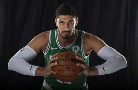 Enes Kanter se cherche un prénom américain