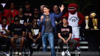 Les Raptors veulent visiter le Parlement