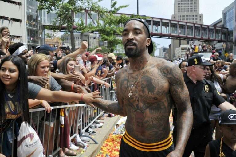 Les Bucks seraient intéressés par JR Smith