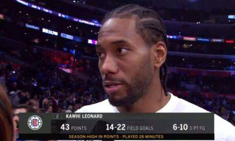 Kawhi Leonard explose pour 43 points en 3 quarts