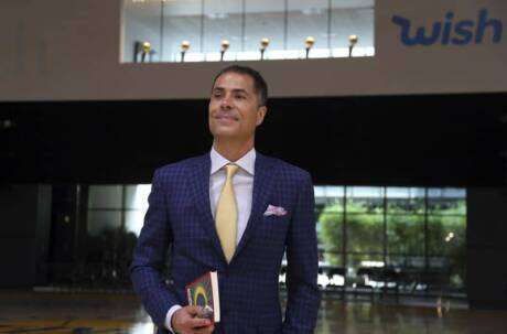 Les Lakers prolongent le contrat de Rob Pelinka