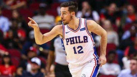 Les Pacers mettent TJ McConnell sous contrat